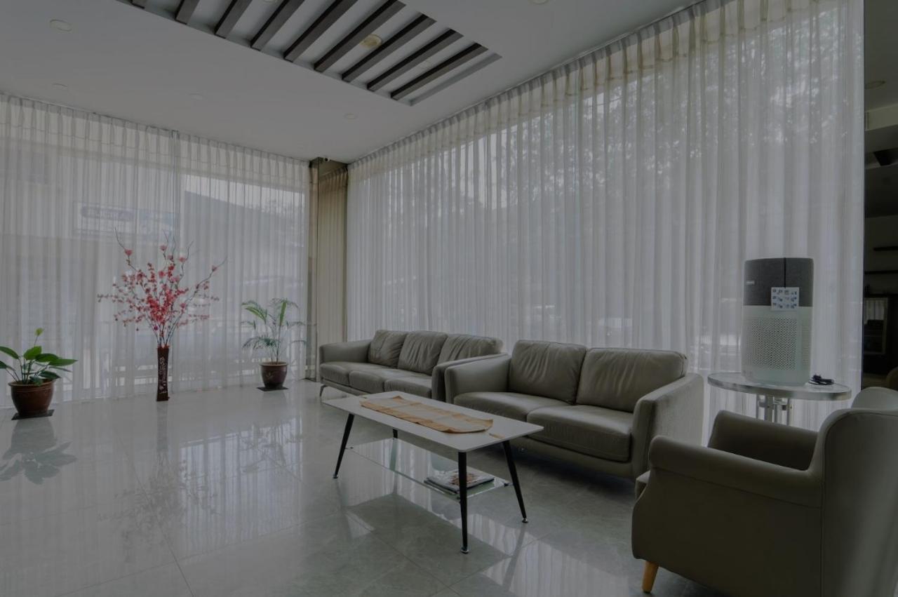 Osaka Hotel Batam Ναγκόγια Εξωτερικό φωτογραφία
