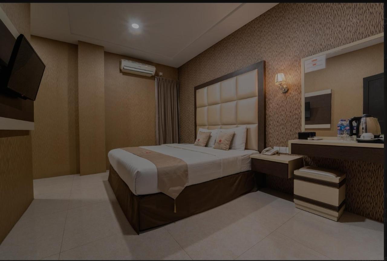Osaka Hotel Batam Ναγκόγια Εξωτερικό φωτογραφία